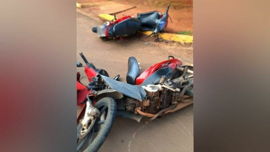Imagem de compartilhamento para o artigo Batida entre motos deixa casal ferido em São Gabriel do Oeste da MS Todo dia
